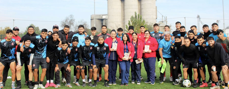 EQUIPO DE SALUD REALIZA EXÁMENES PREVENTIVOS AL PLANTEL DE PROVINCIAL TALAGANTE